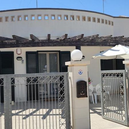 Casa Vacanze Il Sorriso Di Emi 토레 수다 외부 사진