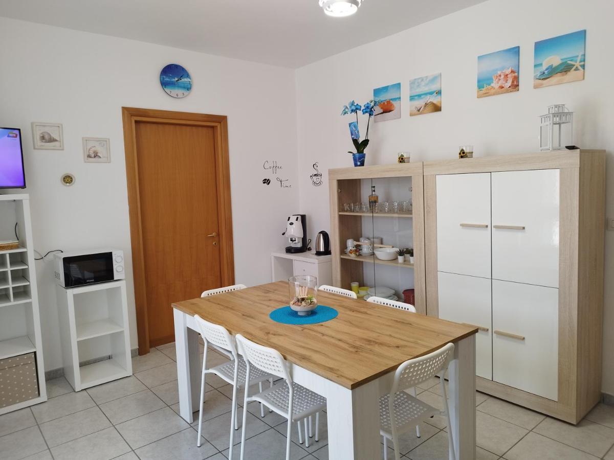 Casa Vacanze Il Sorriso Di Emi 토레 수다 외부 사진