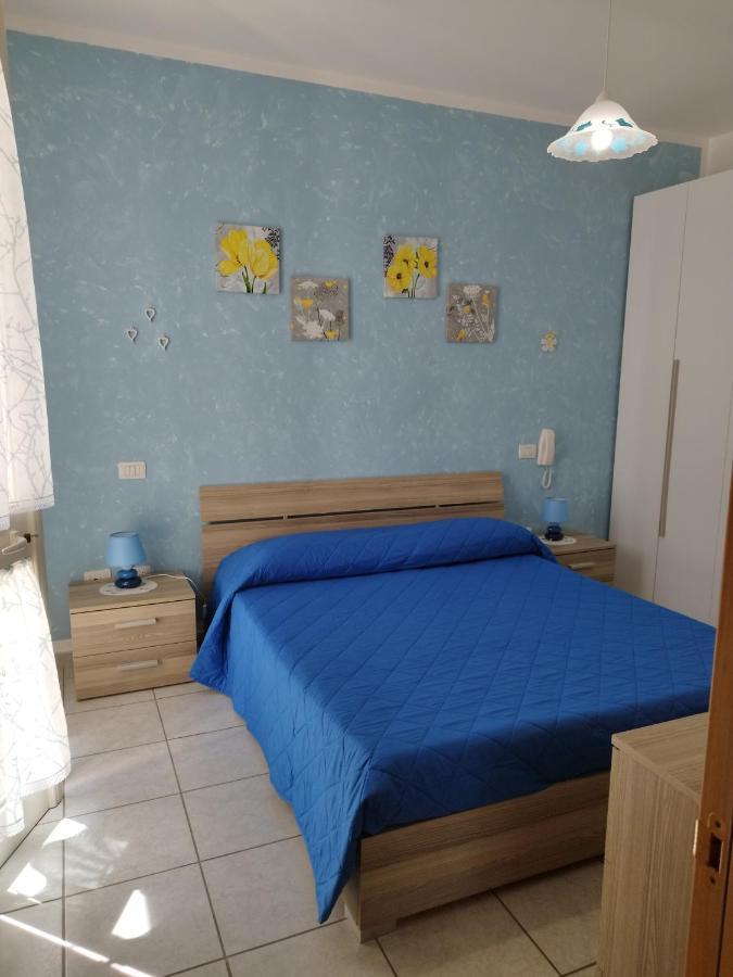 Casa Vacanze Il Sorriso Di Emi 토레 수다 외부 사진