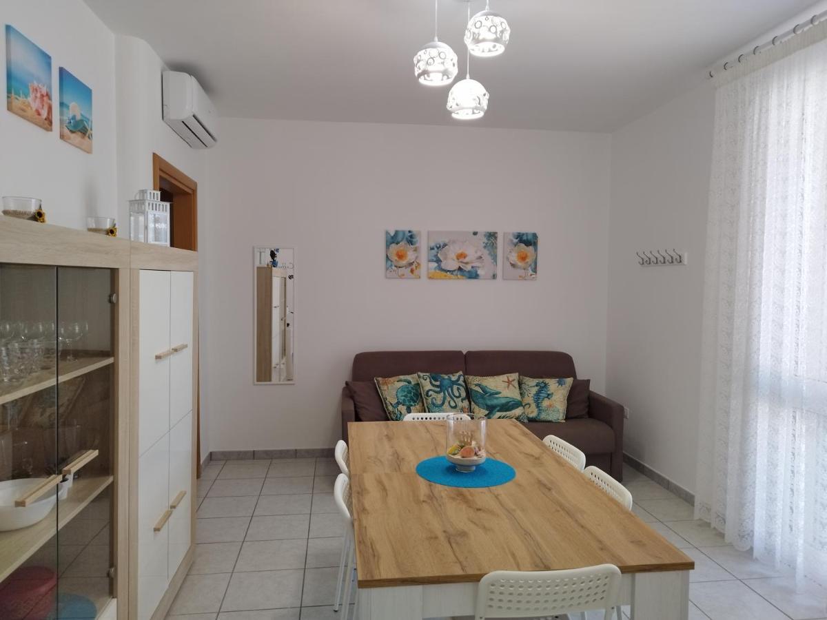 Casa Vacanze Il Sorriso Di Emi 토레 수다 외부 사진
